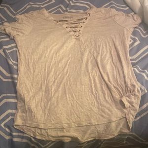 Mudd t-shirt. Stitching feature at top